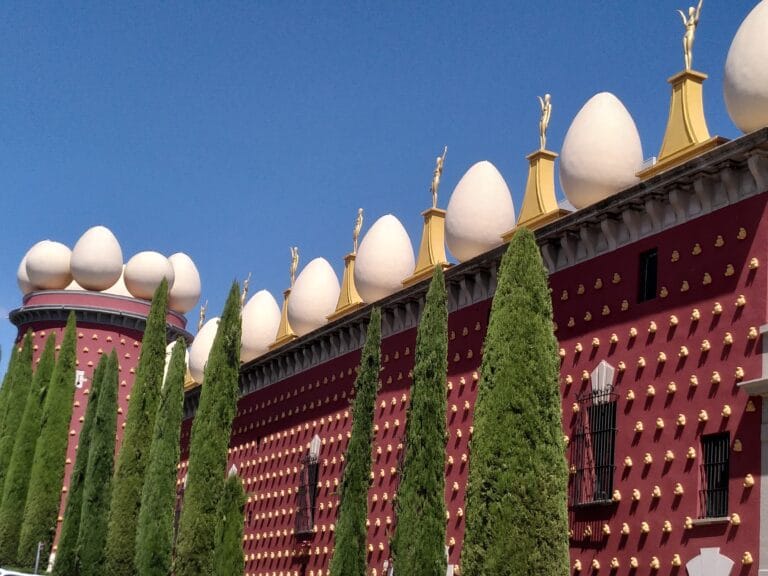 Théâtre-Musée Dalí